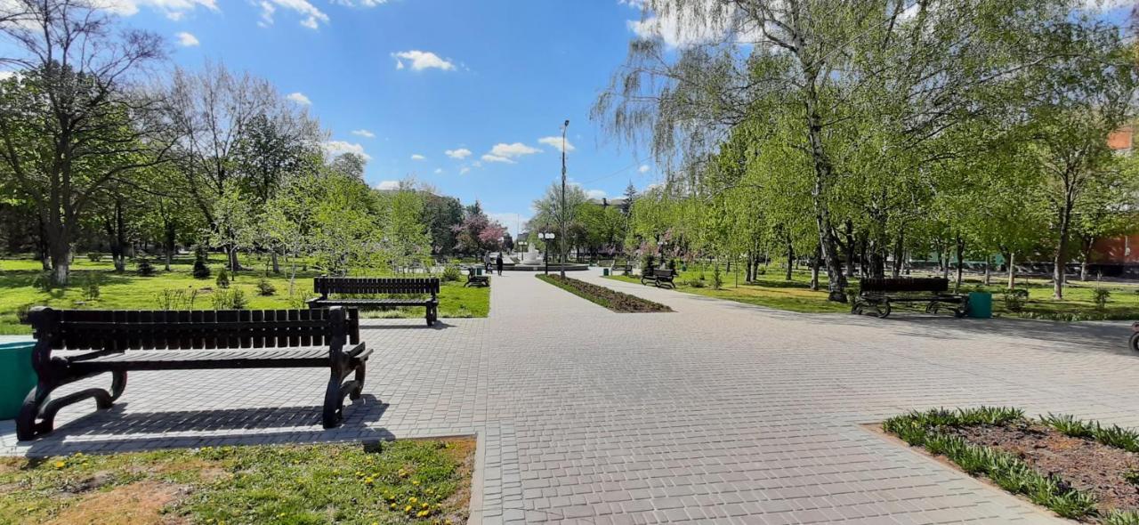 Appartamento Квартира Біля Центральної Площі Перспективна 22 Oleksandriia Esterno foto